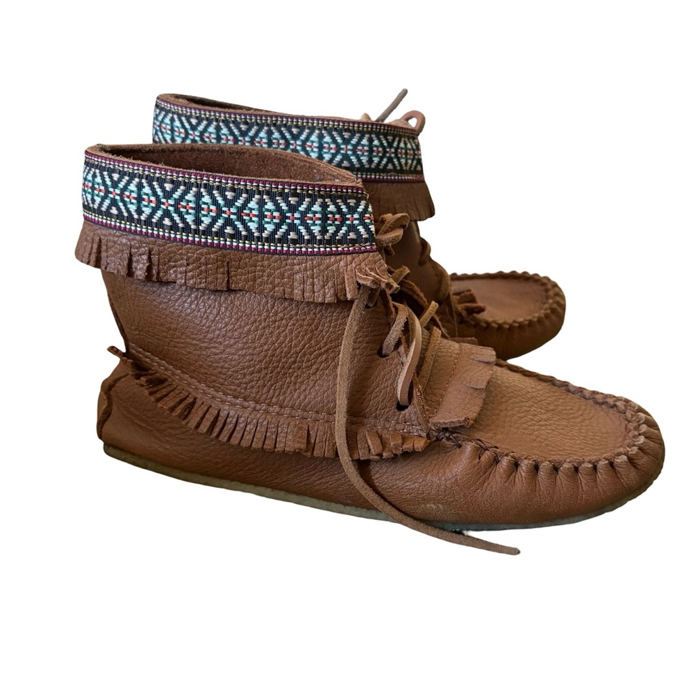 Brown Moccasin Boots with Fringe and Patterned Trim